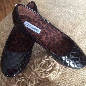 Steve Madden Sz 4M Flats